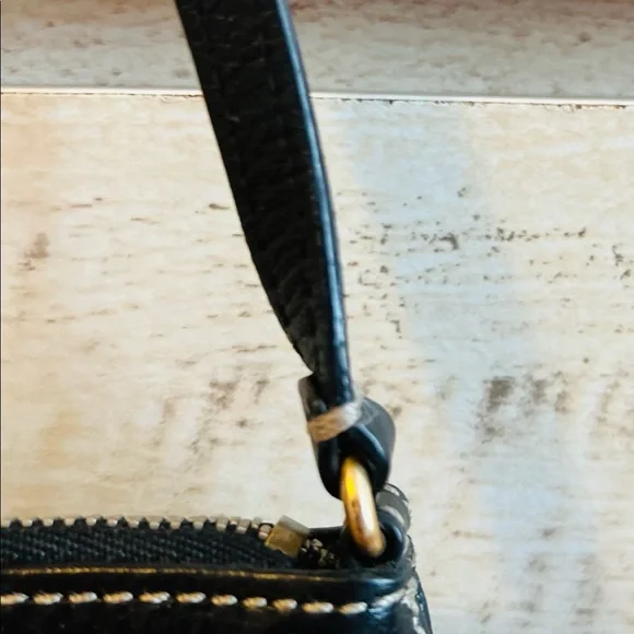 Michael Kors Black Leather and embossed Silver Button Wristlet Vintage - Picture 6 of 16